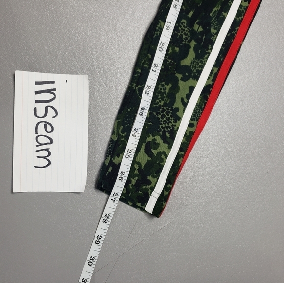 3/$15 no boundaries green leggings women's size small 3-5 - Picture 8 of 9